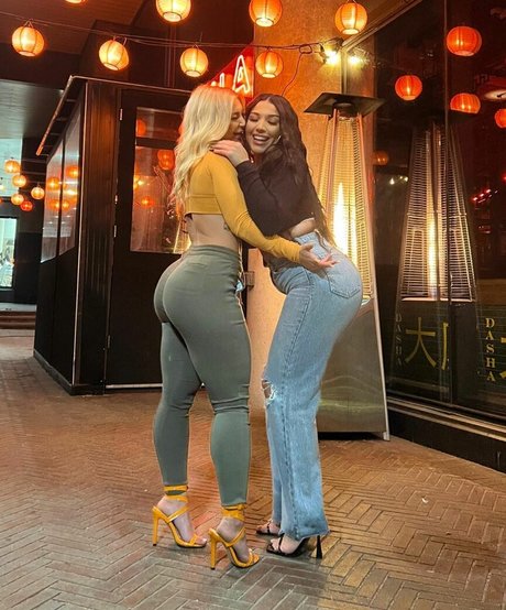 Lauren M star pretty pictures