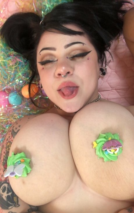 Spooky Girl Love pornstar erotic image