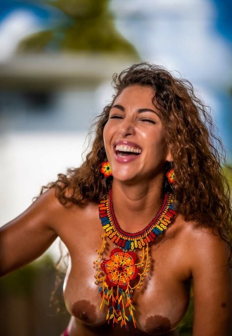 Ana Lucia Silva sexy actress images