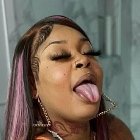 granny thick onlyfans hd photos