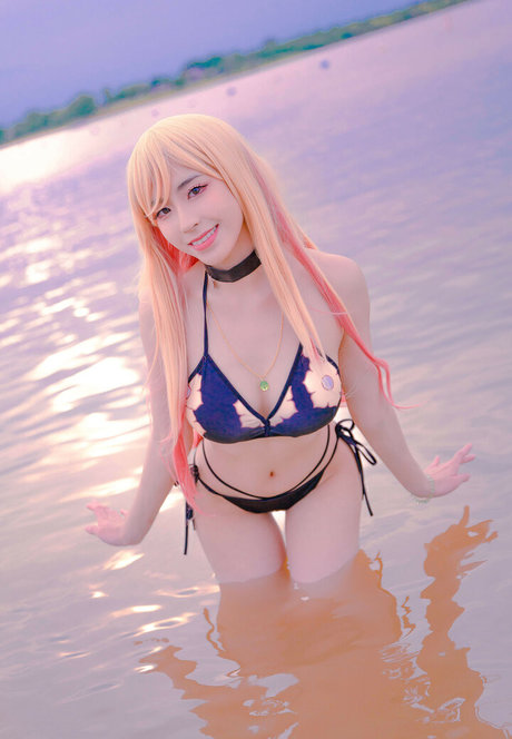 Luximity nude actress picture