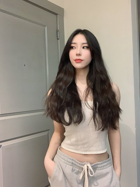 Luximity star erotic picture