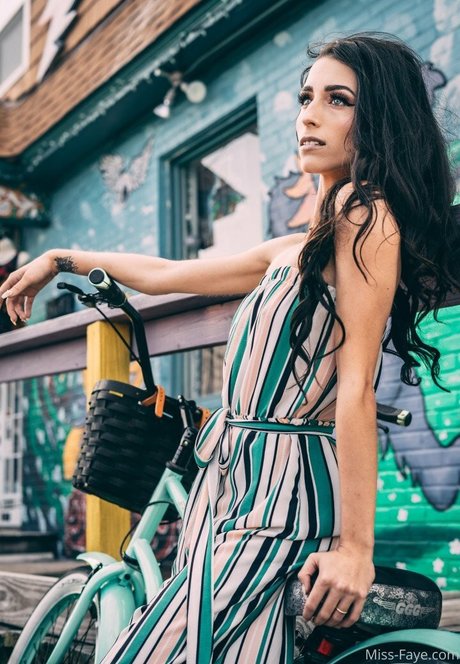 missfayevip model sexy pics