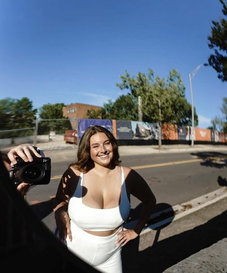 Erin Moore top actress gallery