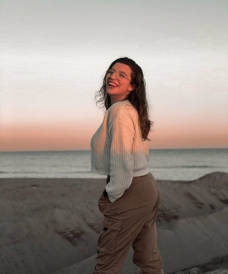 Anna Romero model high quality pics