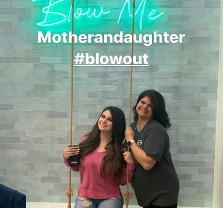 Samantha S porn model pics