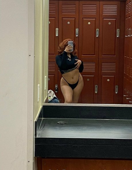 melenaariel xxx model photos