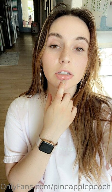 pineapplepeach star pornographic gallery