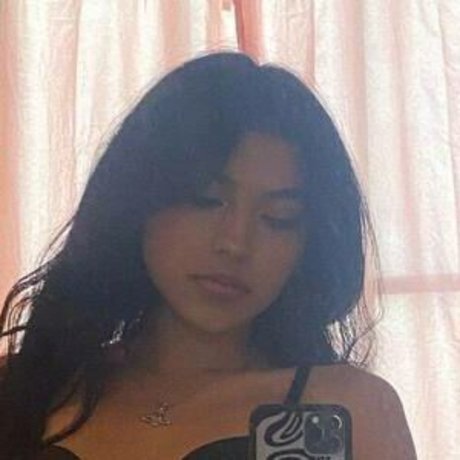 Yael Bernal star adult pics