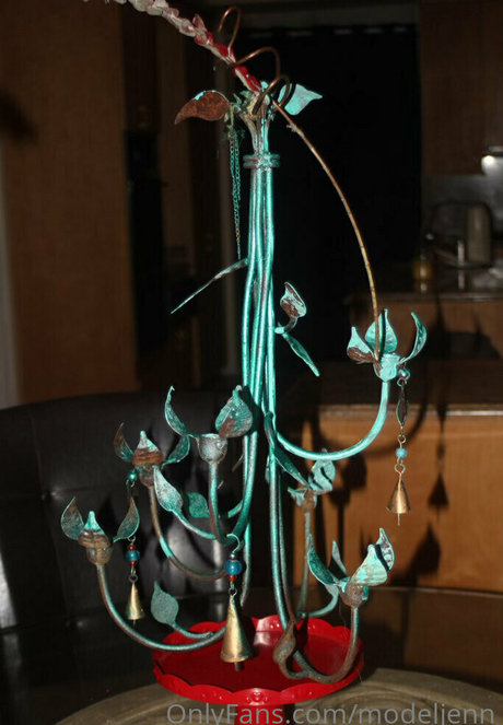 modeljenn naked star pics