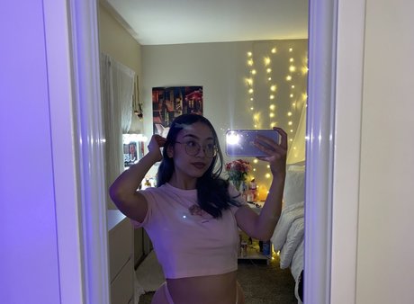 prettiestpics pornstar archive