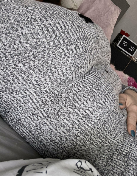 abbykiss2020 naked star pics