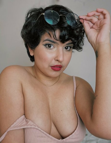 mayapetite exclusive pornstar photos