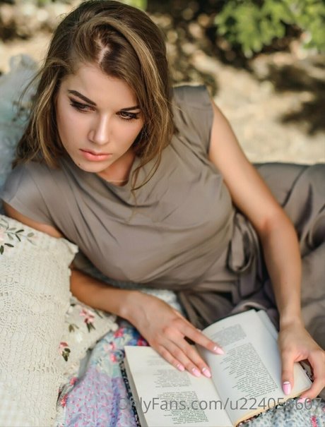 big tits mature onlyfans nude pic