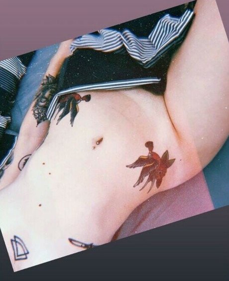 Inked Babe pornstar naked galleries