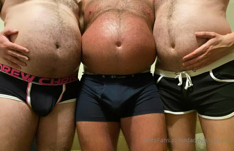 pregnant asian onlyfans nudes img