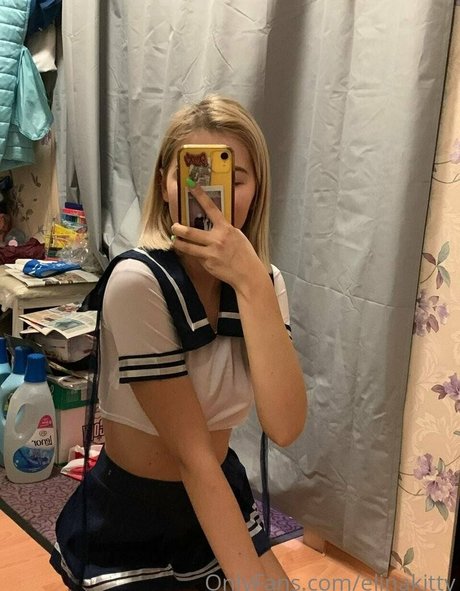 elinakitty hot star archive