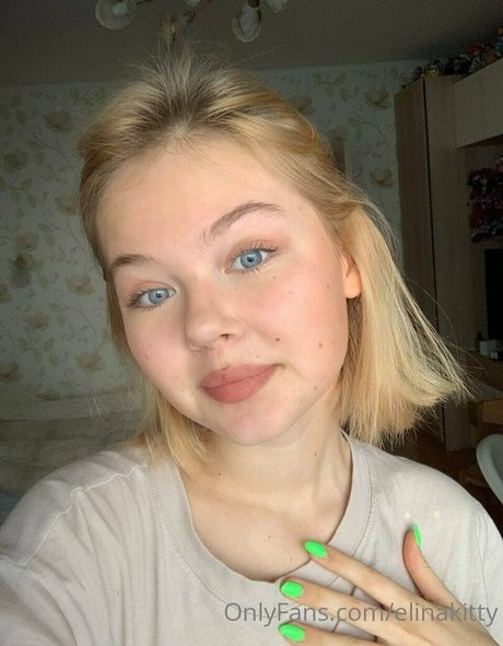 elinakitty pornstar naked img