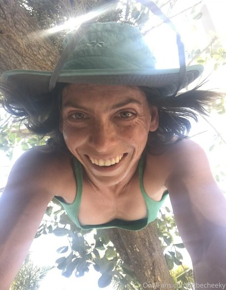 lizbecheeky star nude photos