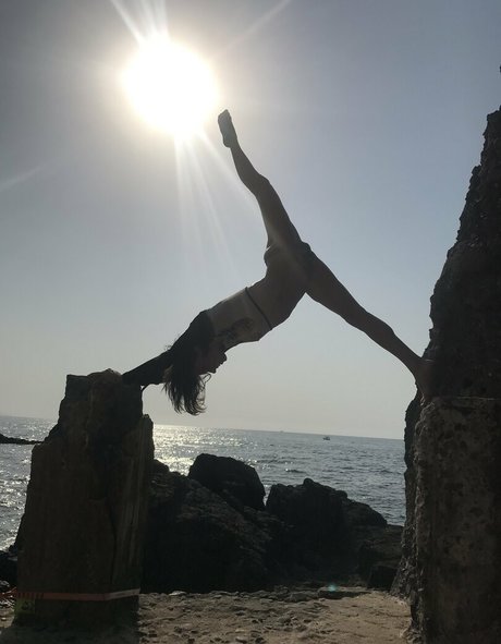 lizbecheeky star pretty photos