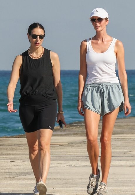 Ivanka Trump art pornstar pictures