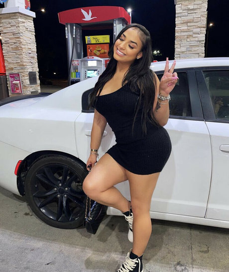 Gabbyamourr star sexy pictures