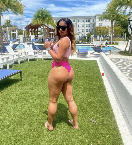 Gabbyamourr perfect model gallery