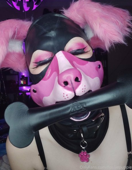 flossiepuppie beautiful pornstar img