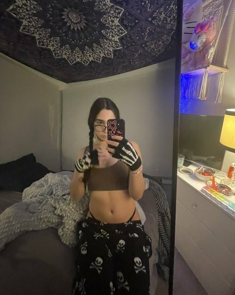 goddesszariaxx pornographic model images