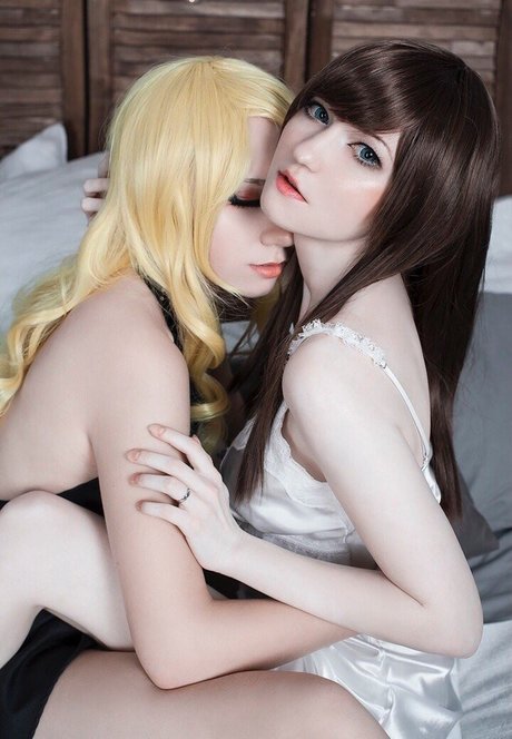 Erodaicon model hot pics