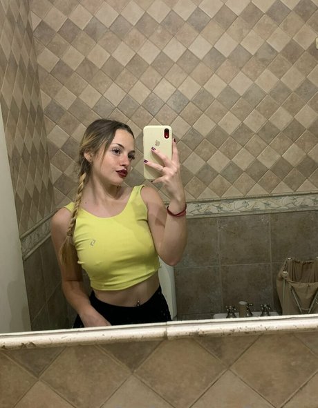 sofiasemine model beautiful image