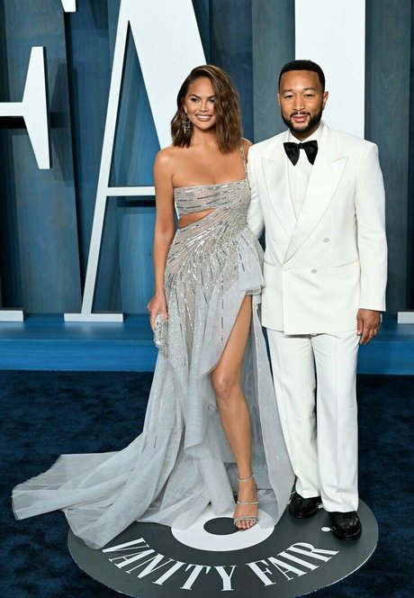 Chrissy Teigen exclusive pornstar img