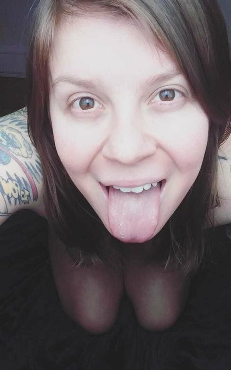 theellehell nudes star photos