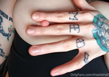 theellehell hd star image