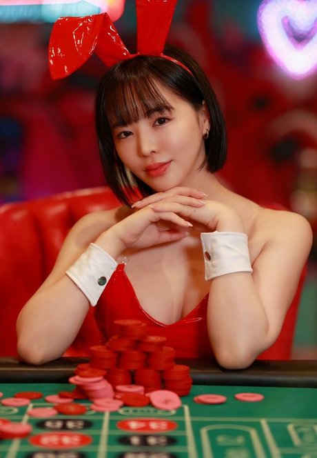 Tsubaki Sannomiya star erotic photos