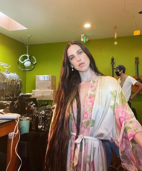 Scout Willis Profile Photo