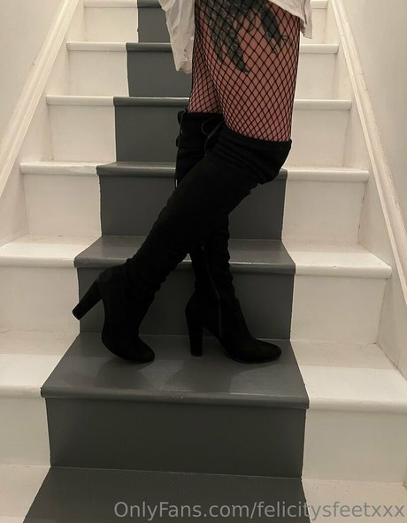 felicitysfeetxxx model nice photos