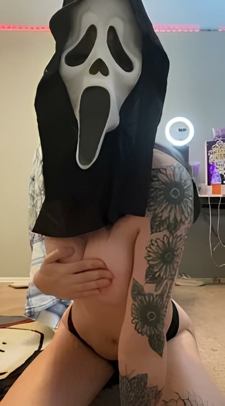 BleuGhoul pornstar hot photos