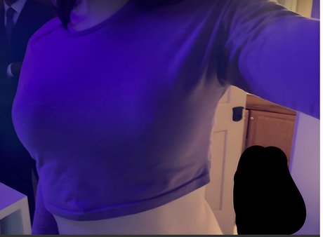 AutumnVR model nude images