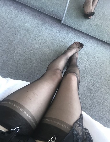 mistresskarina model adult photo