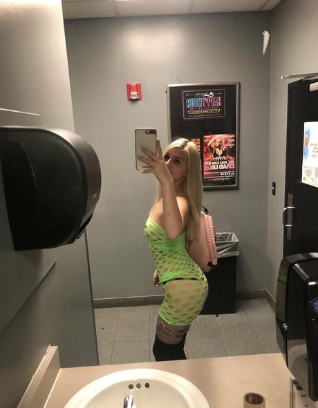 meganholly00 model xxx picture