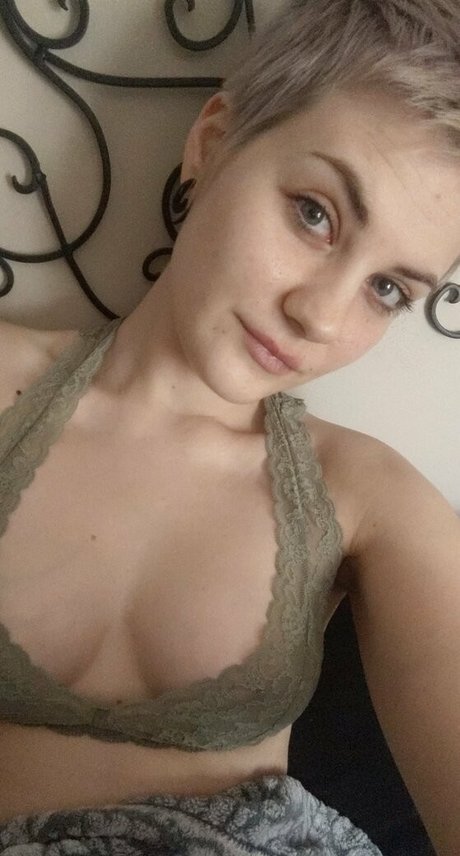 ellepix nudes actress photo