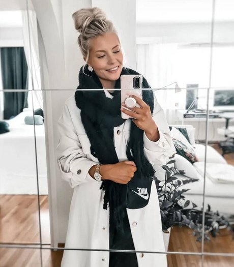 Laura Nieminen sex star image