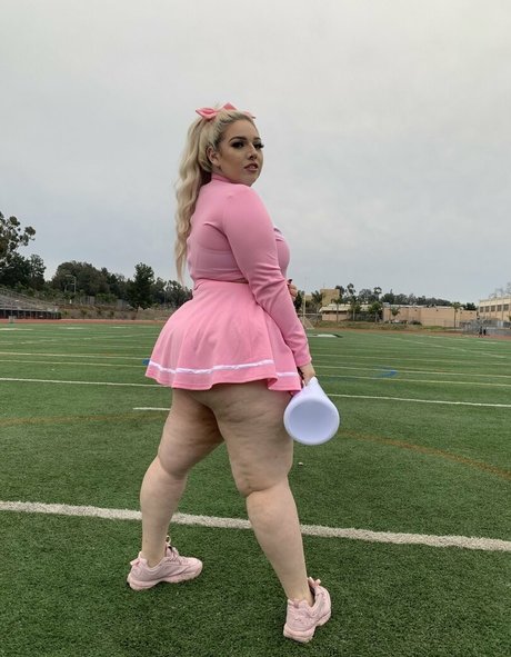 pixiechickxoxo adult star picture