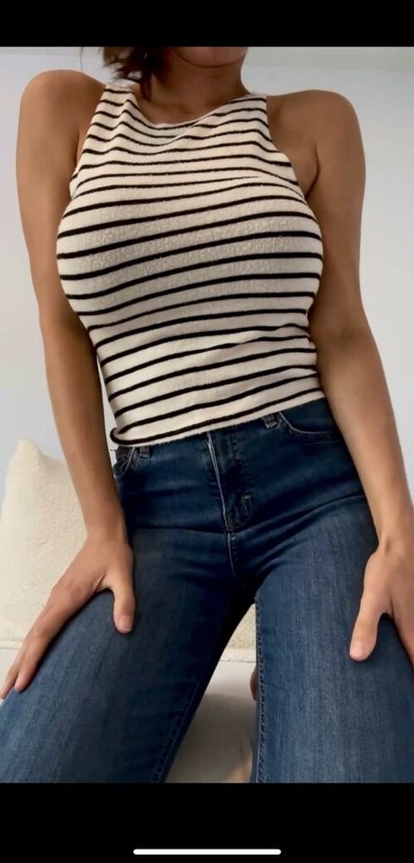 pineapples699 exclusive actress photo