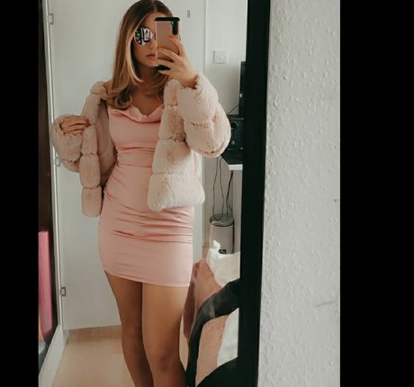 hannahnicolefitness model top pic