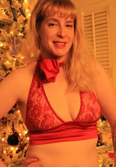 Kitty Christiansen sexy star photo