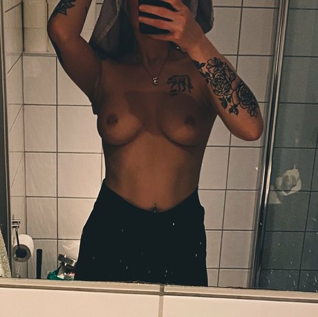 izzy 2505 star beautiful archive