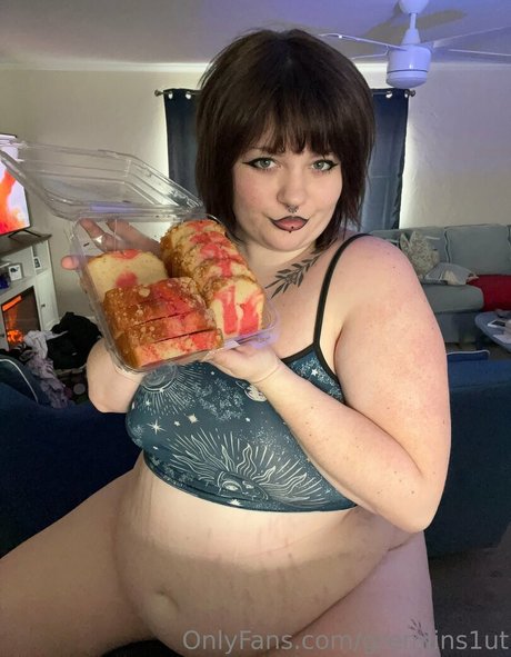 kirbysummers naked pornstar img