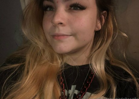 demonicdollyyysfw top model gallery